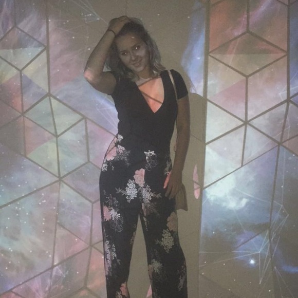 Flowy pants - Picture 2 of 4